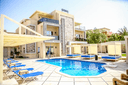Amazing 5-Bedroom Apartment - A True Hiddem Gem